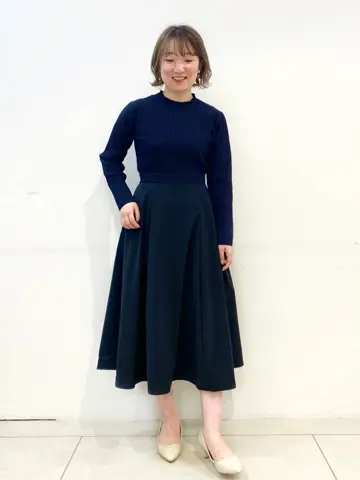 組曲 石井 コーディネート画像