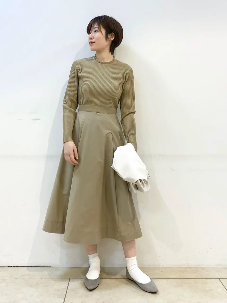 組曲 松田 コーディネート画像