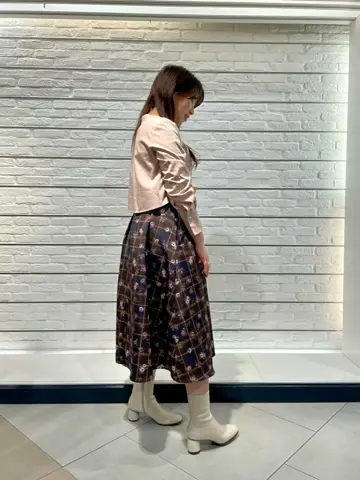 組曲 スタッフ コーディネート画像