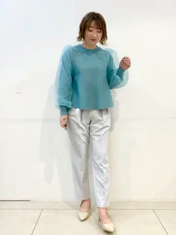 組曲 石井 コーディネート画像