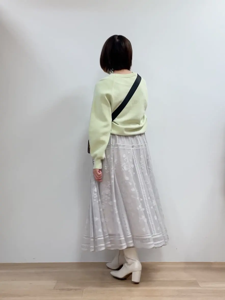 組曲 宮本 コーディネート画像