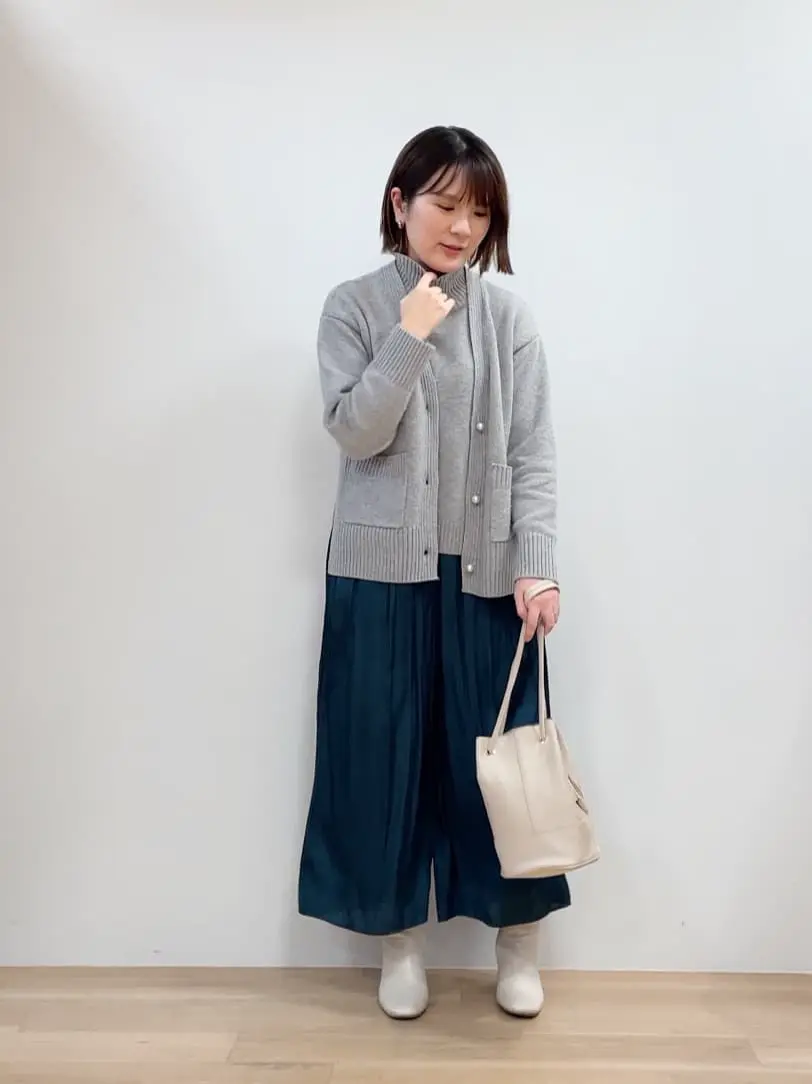 組曲 宮本 コーディネート画像