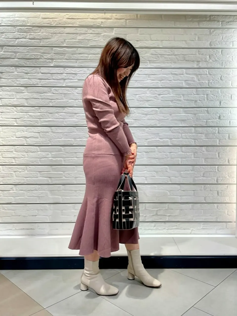 組曲 スタッフ コーディネート画像