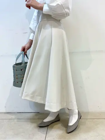 組曲 松田 コーディネート画像