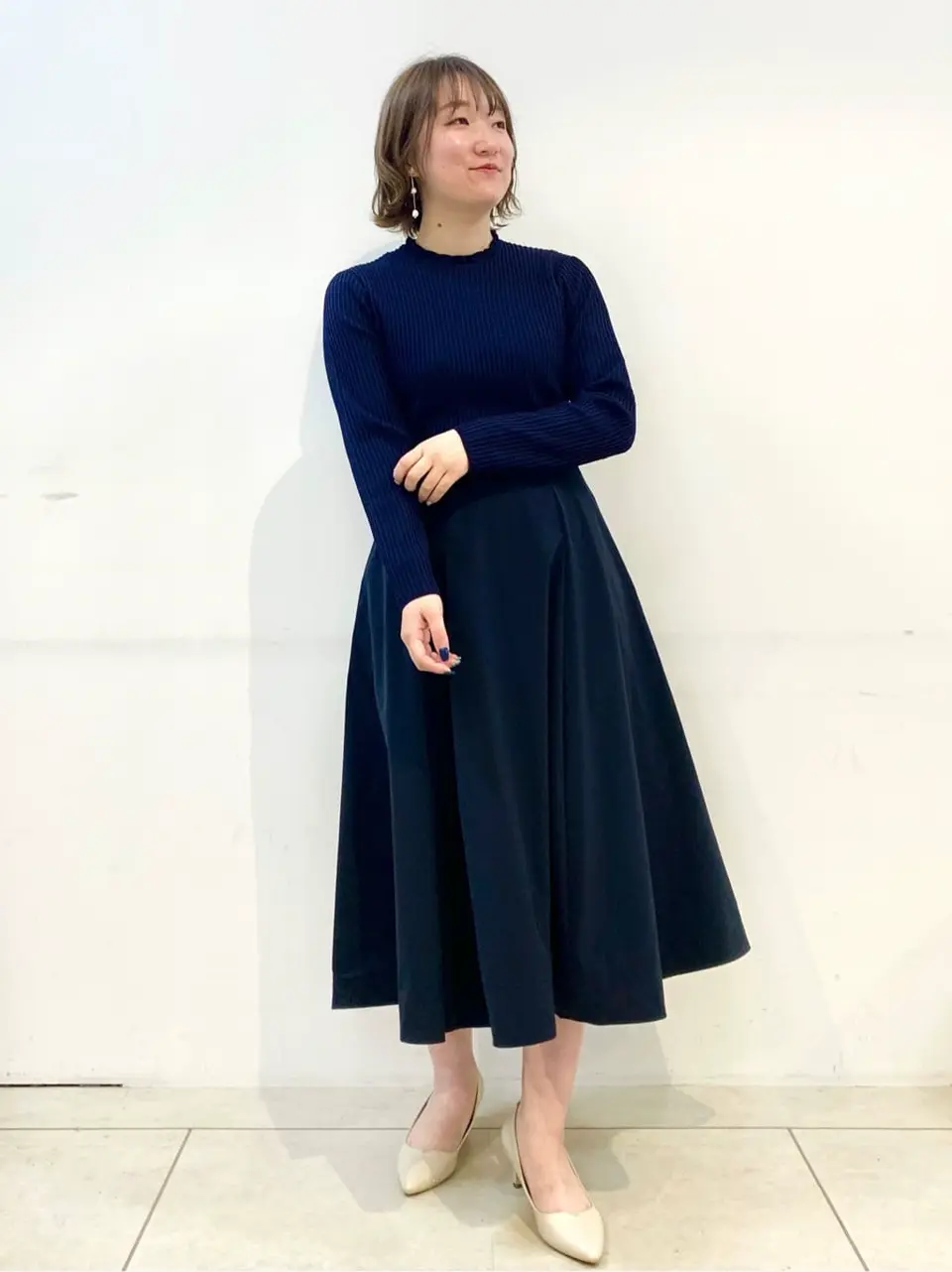 組曲 石井 コーディネート画像