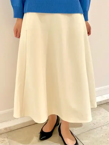 組曲 井上 コーディネート画像