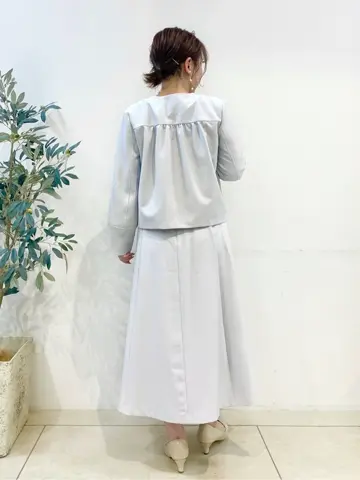 組曲 石井 コーディネート画像