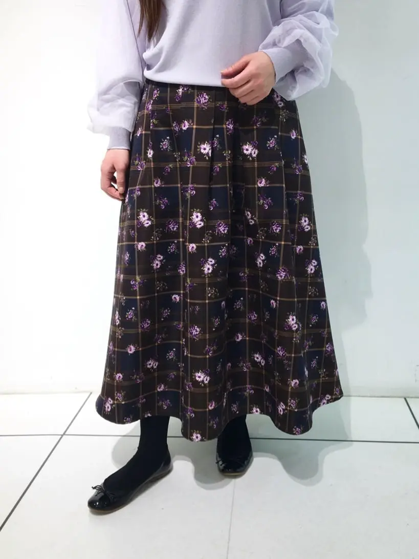 組曲 スタッフ コーディネート画像