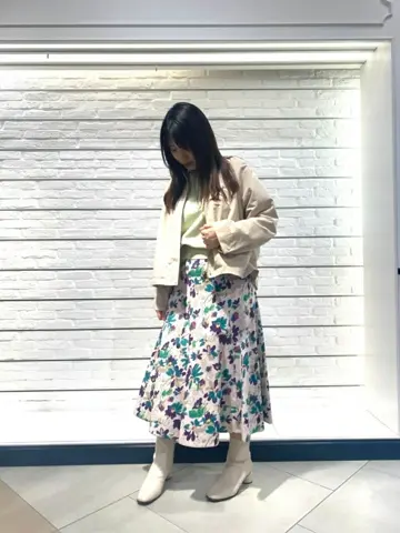 組曲 スタッフ コーディネート画像