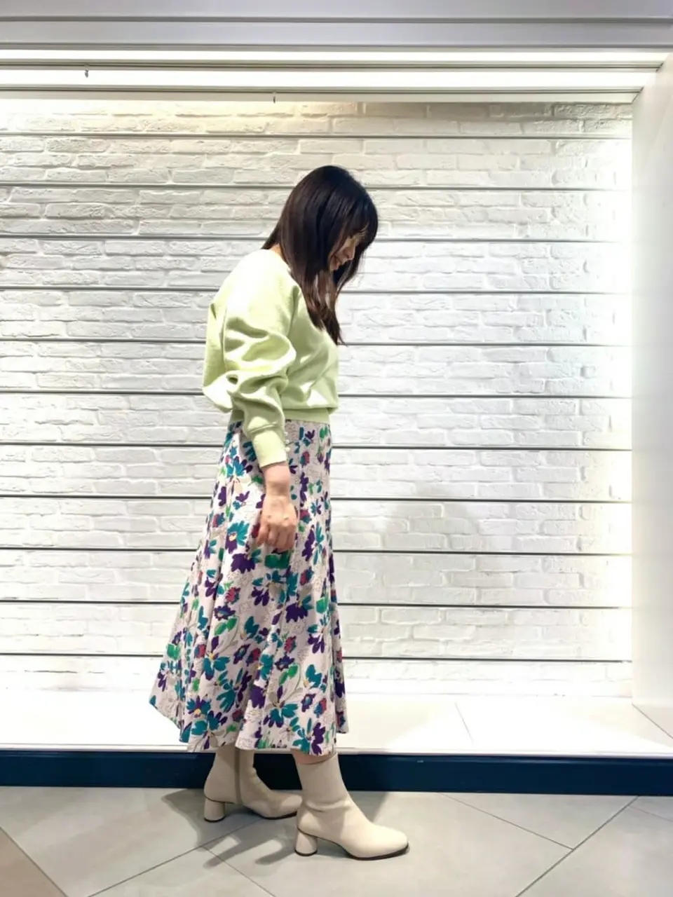 組曲 スタッフ コーディネート画像