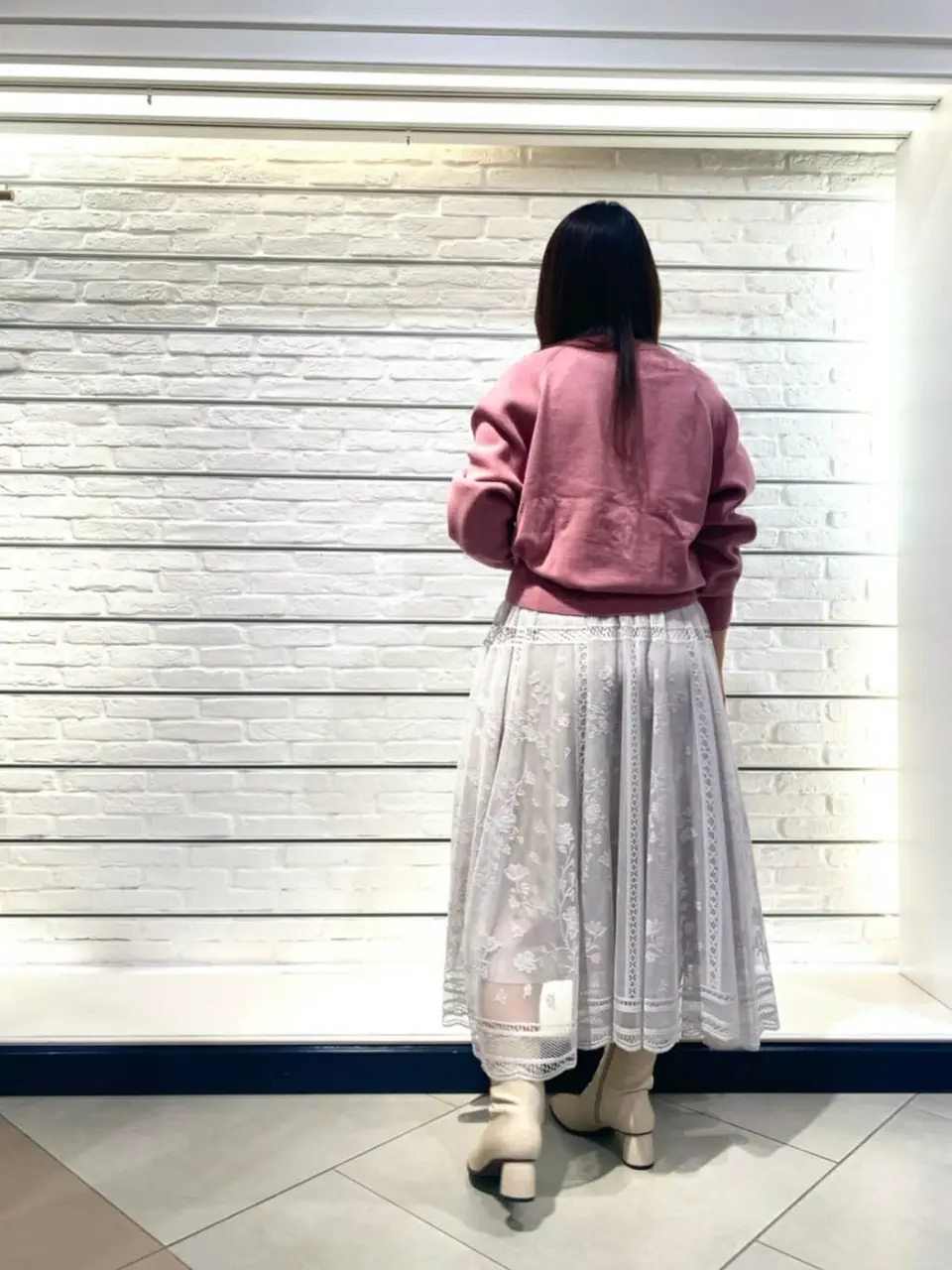 組曲 スタッフ コーディネート画像