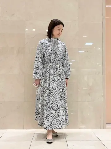 組曲 井上 コーディネート画像