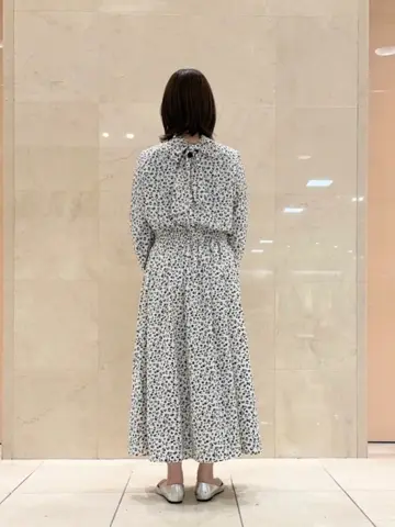 組曲 井上 コーディネート画像