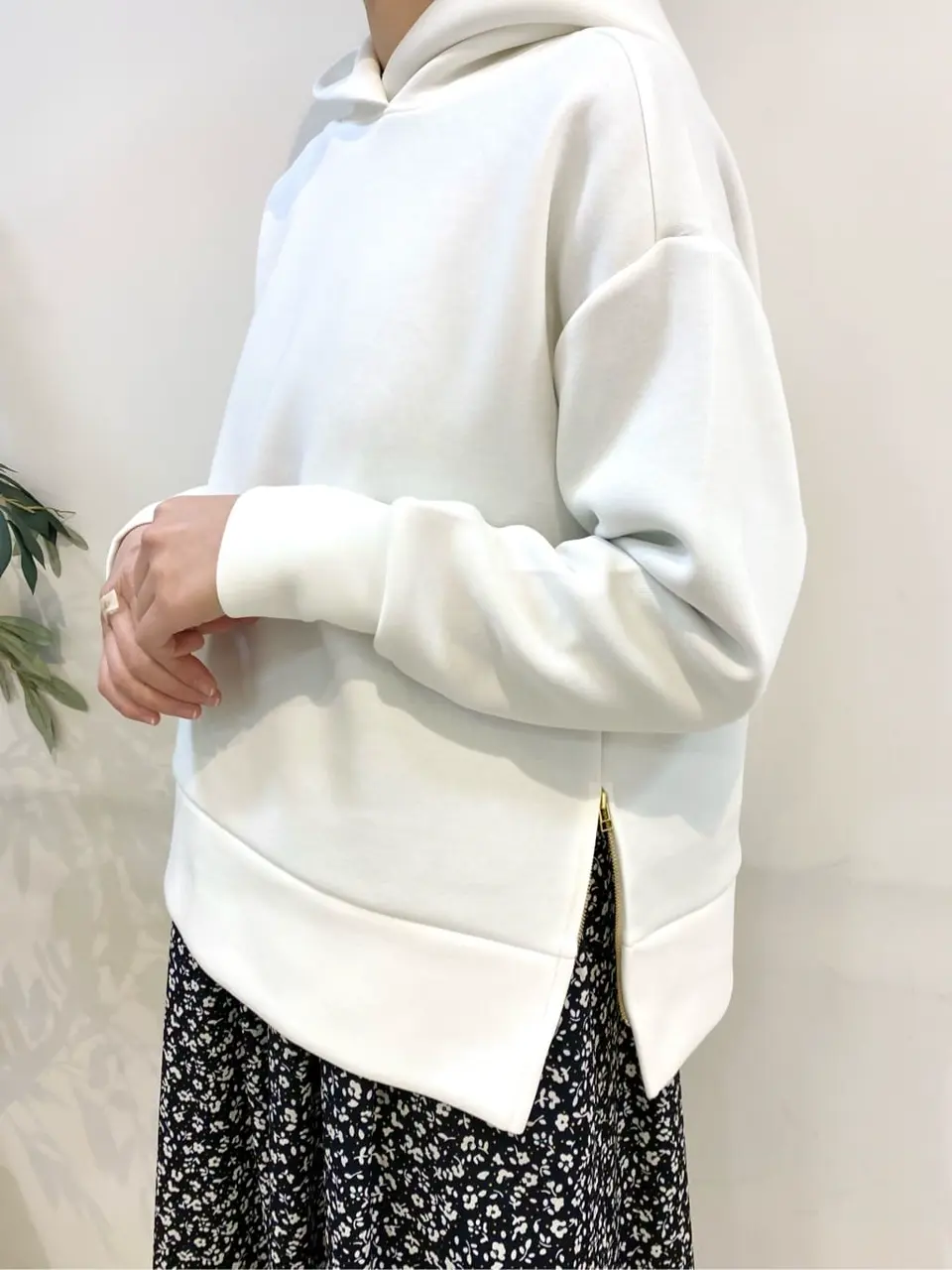 組曲 松田 コーディネート画像