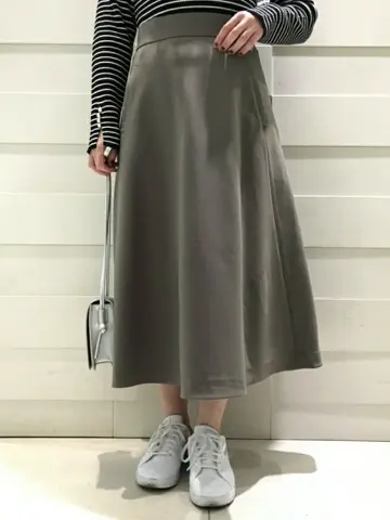 組曲 福田 コーディネート画像