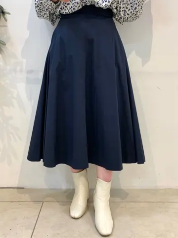 組曲 石井 コーディネート画像