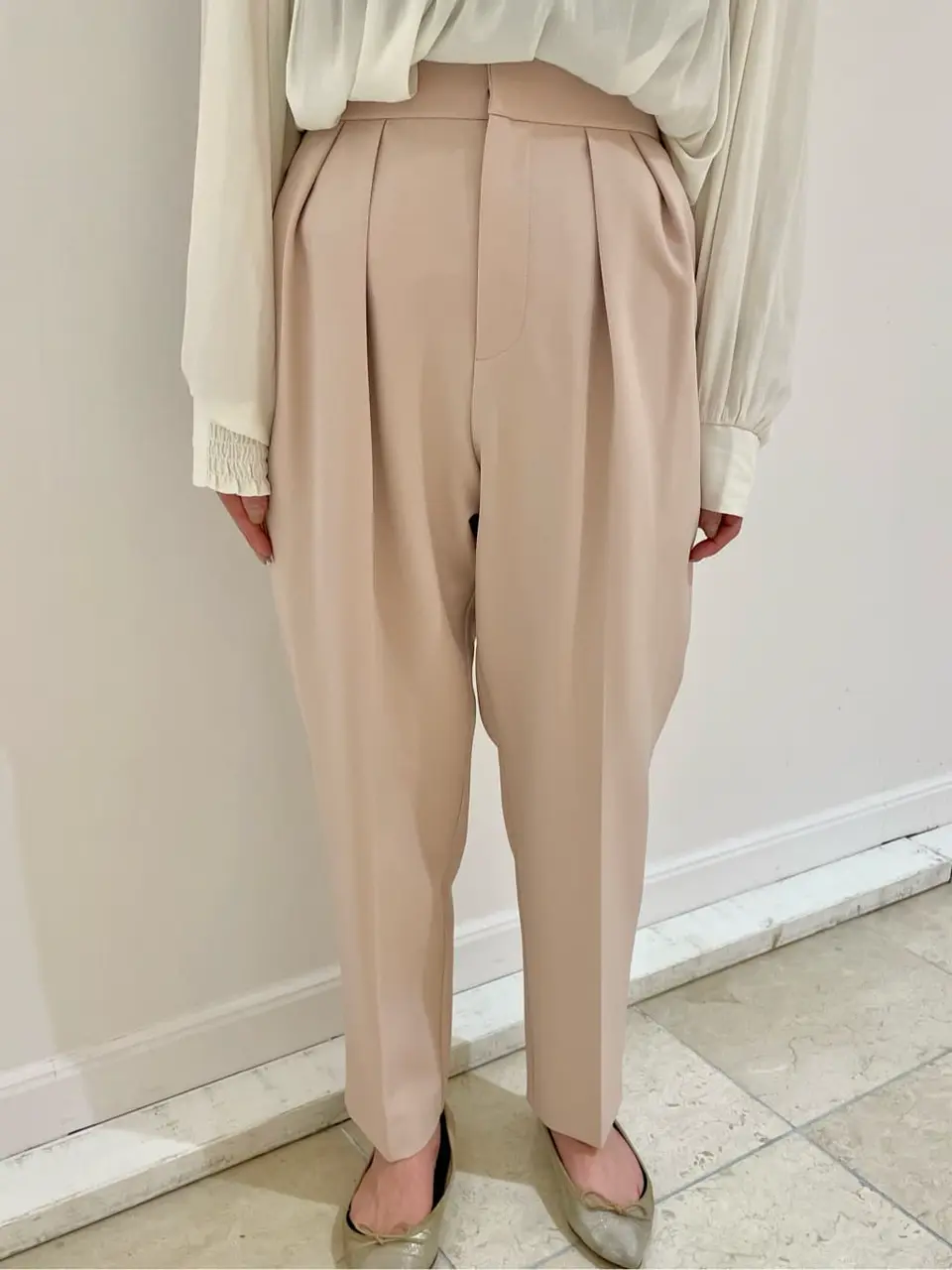 組曲 井上 コーディネート画像