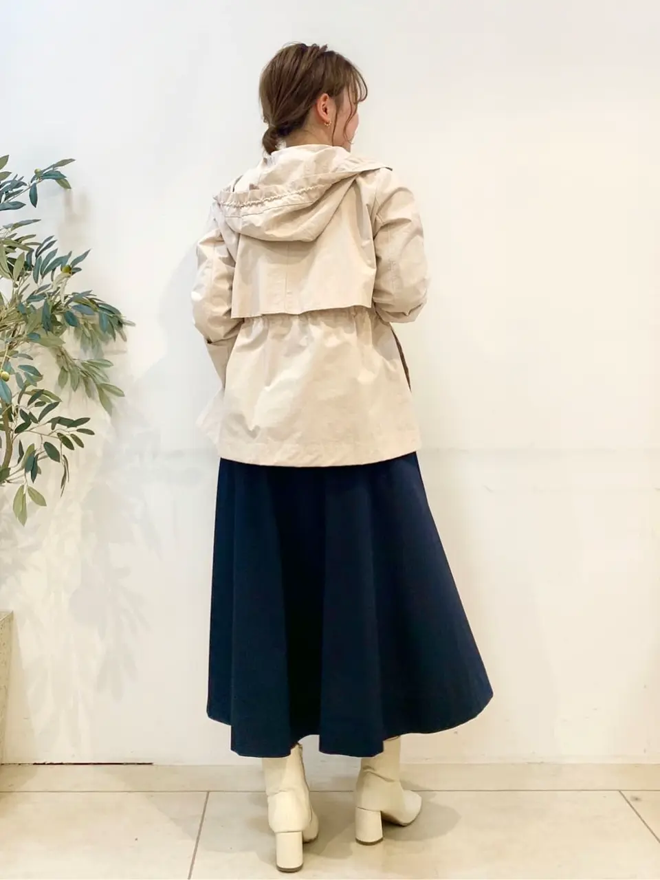 組曲 石井 コーディネート画像