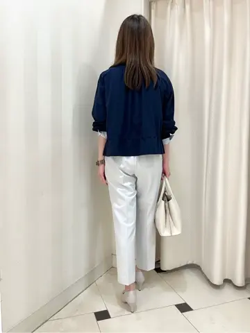 組曲 金井 コーディネート画像