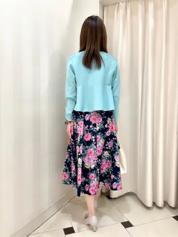 組曲 金井 コーディネート画像