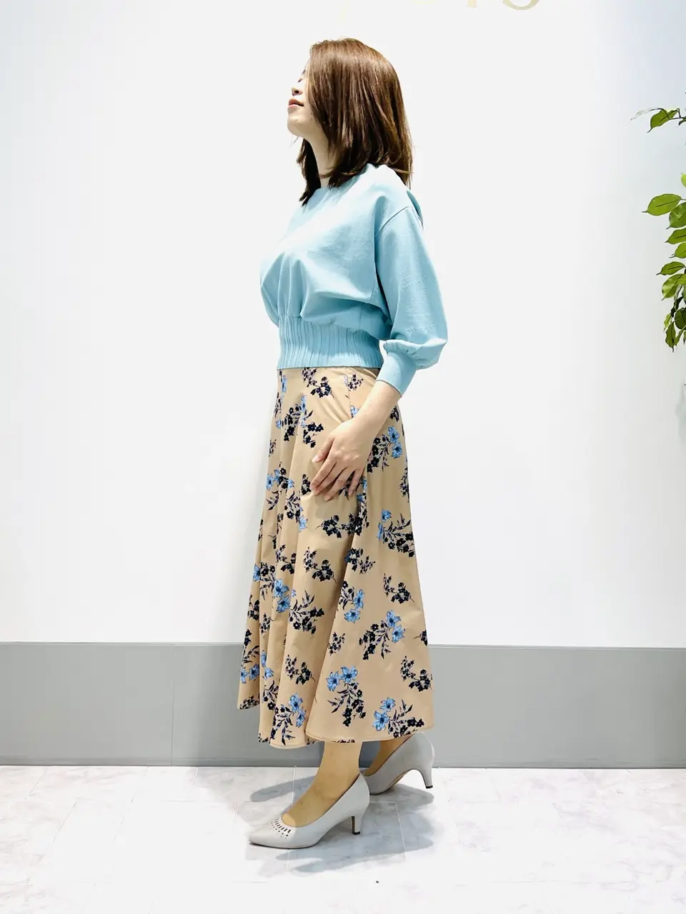 組曲 岡本 コーディネート画像