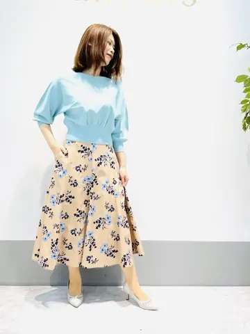 組曲 岡本 コーディネート画像