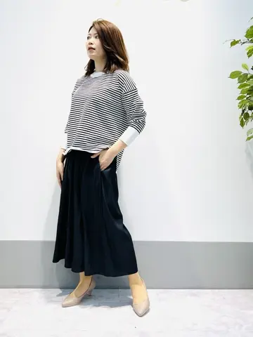 組曲 岡本 コーディネート画像