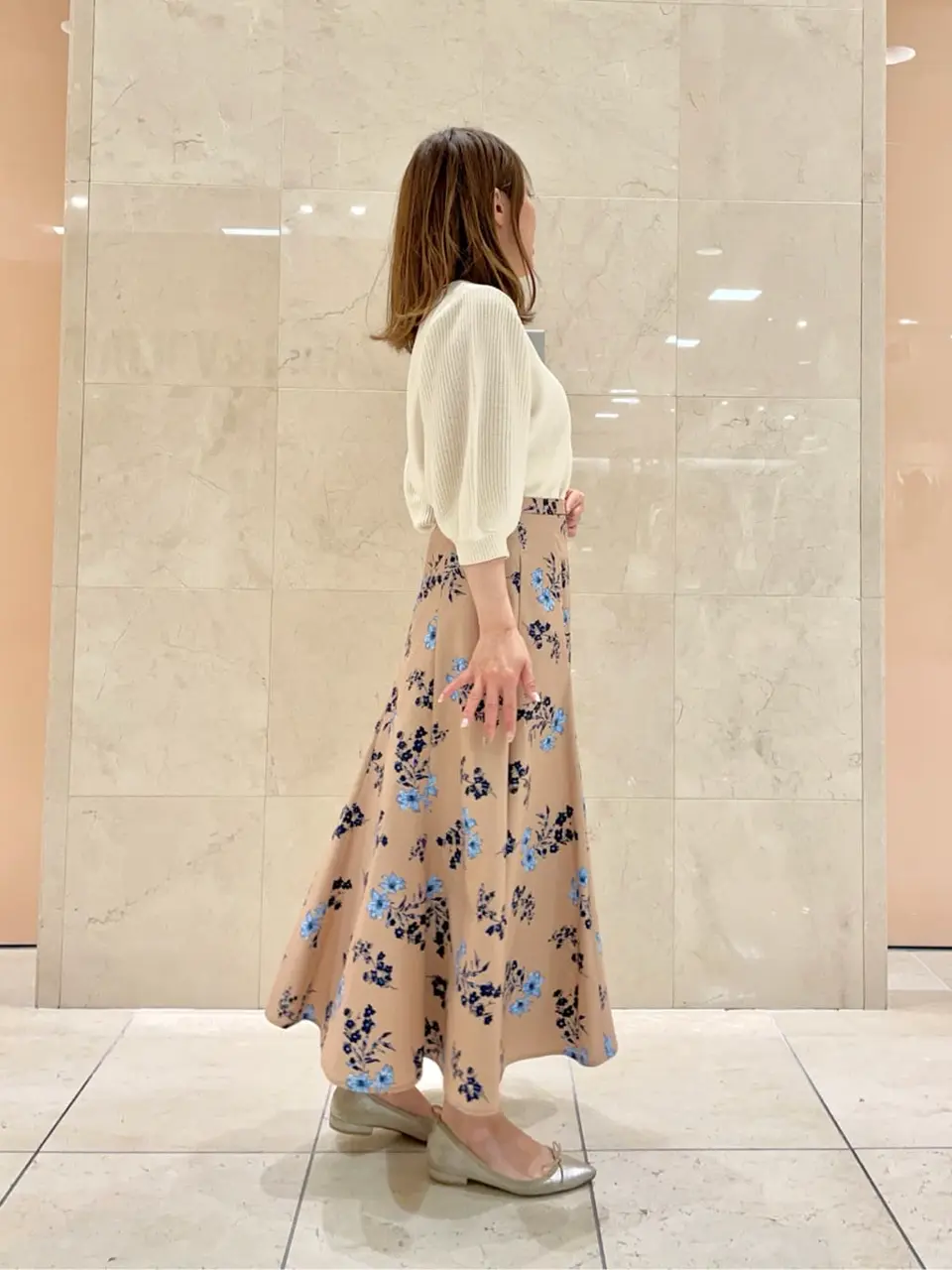 組曲 井上 コーディネート画像