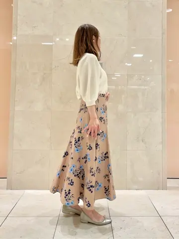 組曲 井上 コーディネート画像