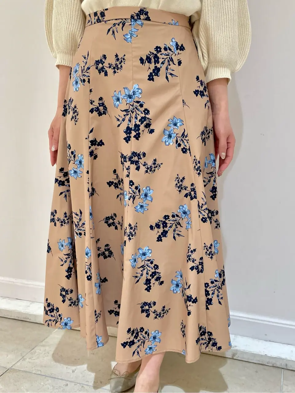 組曲 井上 コーディネート画像