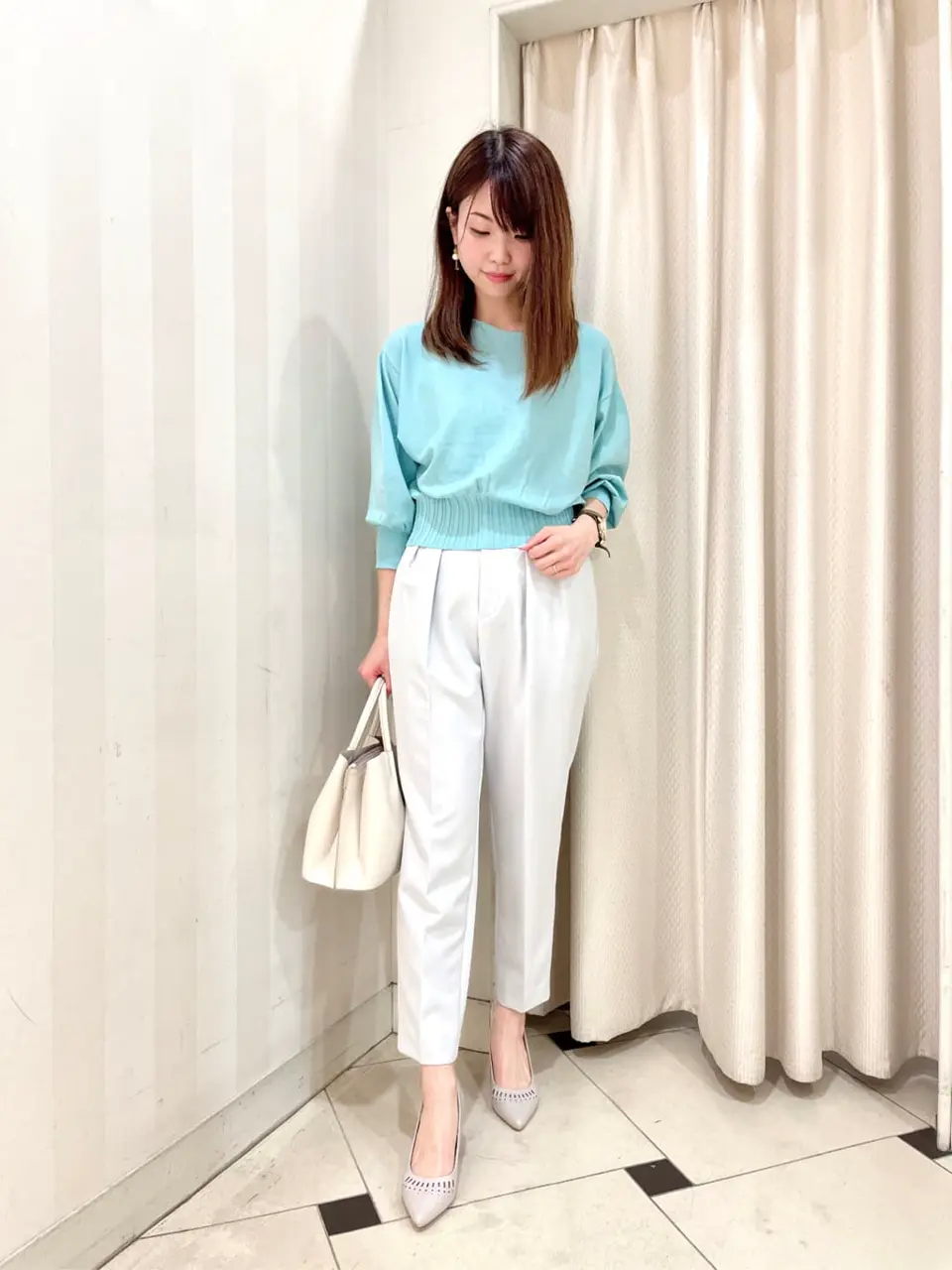 組曲 金井 コーディネート画像