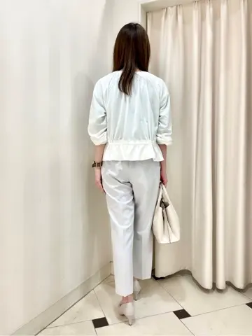 組曲 金井 コーディネート画像