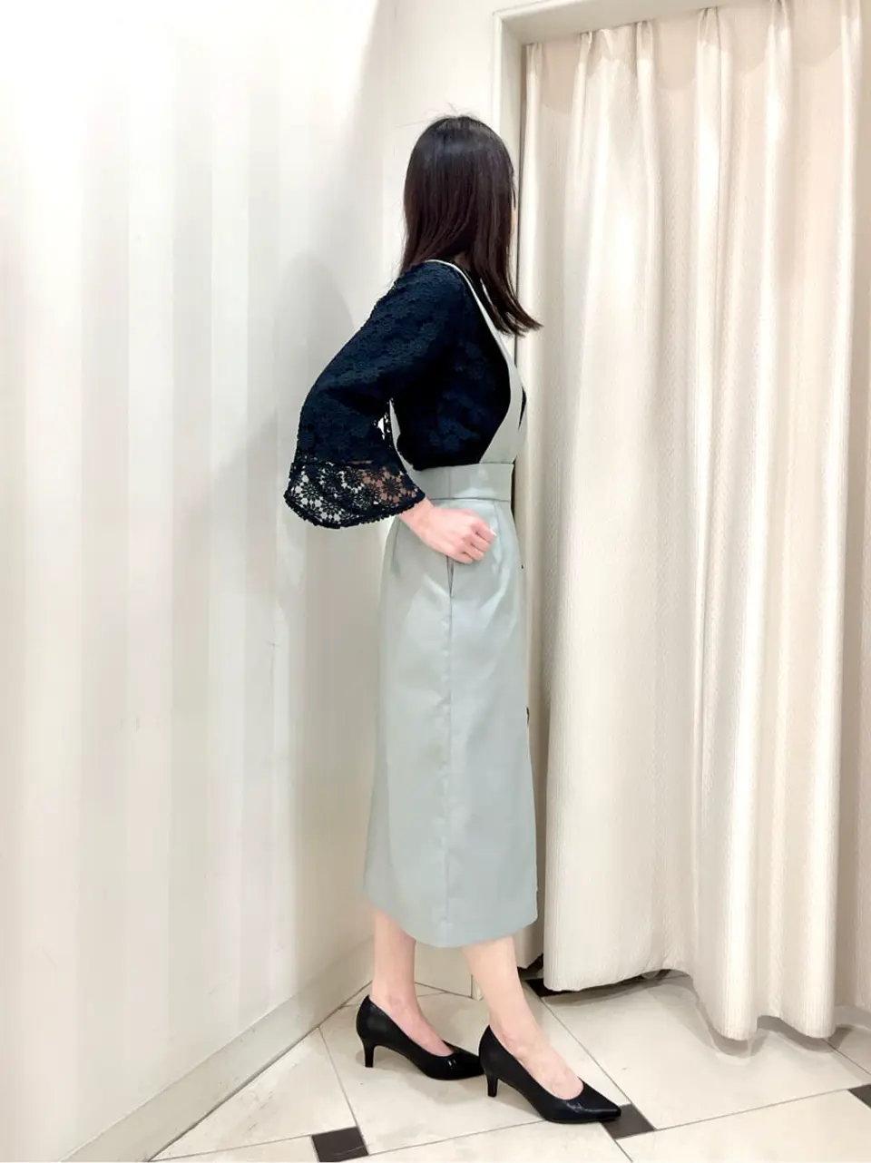 組曲 金井 コーディネート画像