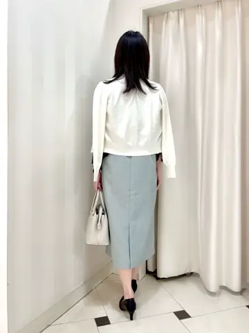 組曲 金井 コーディネート画像