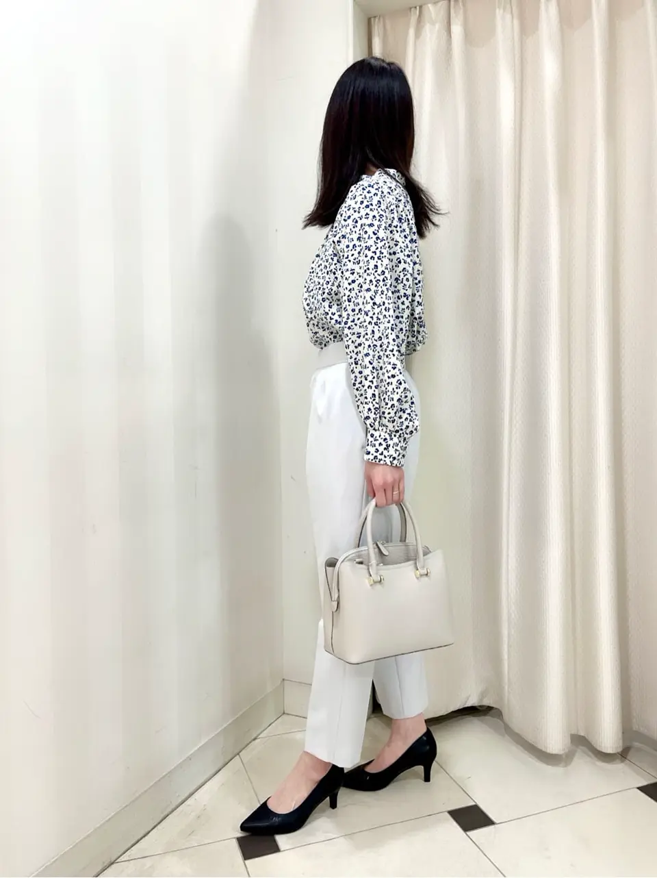 組曲 金井 コーディネート画像