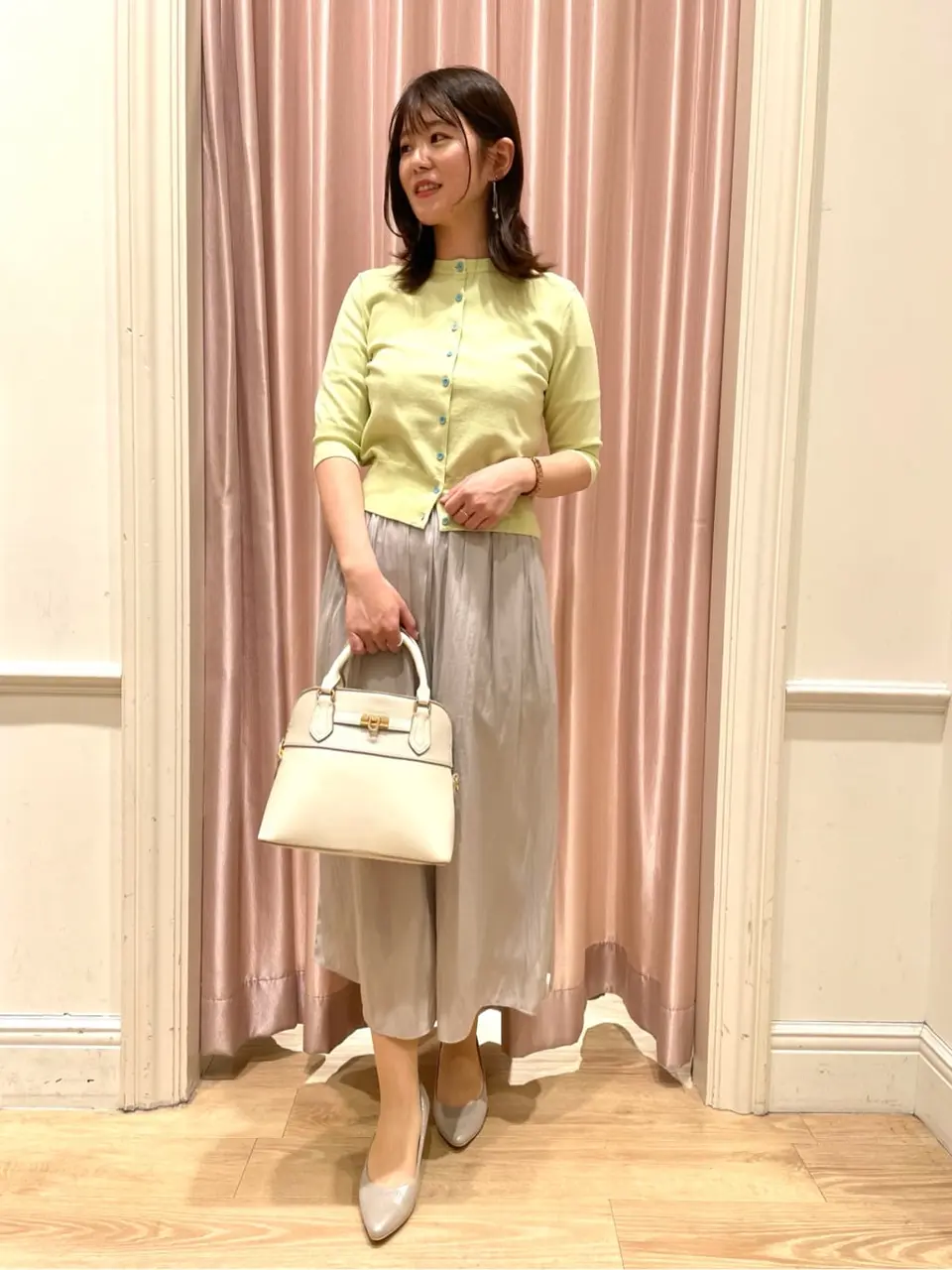 組曲 スタッフ コーディネート画像