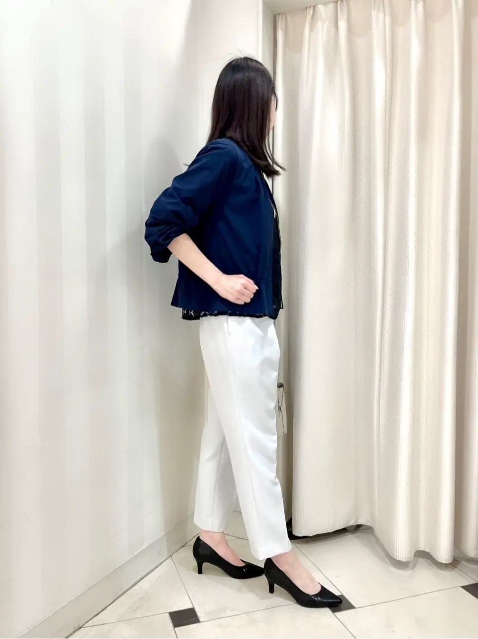 組曲 金井 コーディネート画像