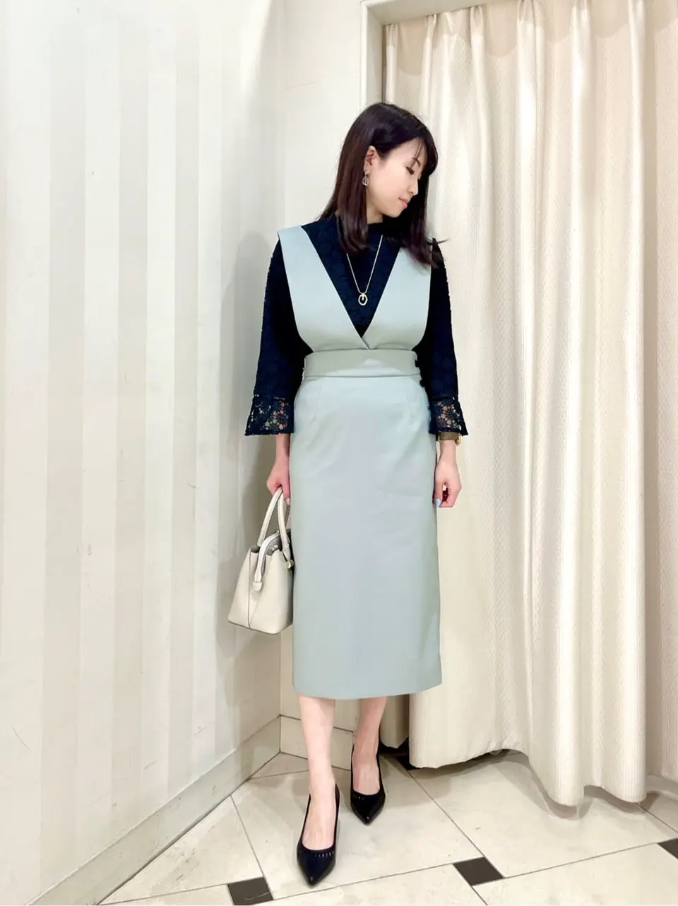 組曲 金井 コーディネート画像