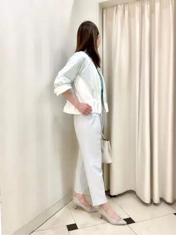 組曲 金井 コーディネート画像