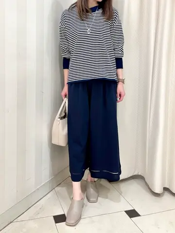 組曲 金井 コーディネート画像