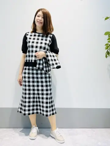 組曲 岡本 コーディネート画像