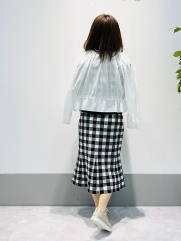 組曲 岡本 コーディネート画像