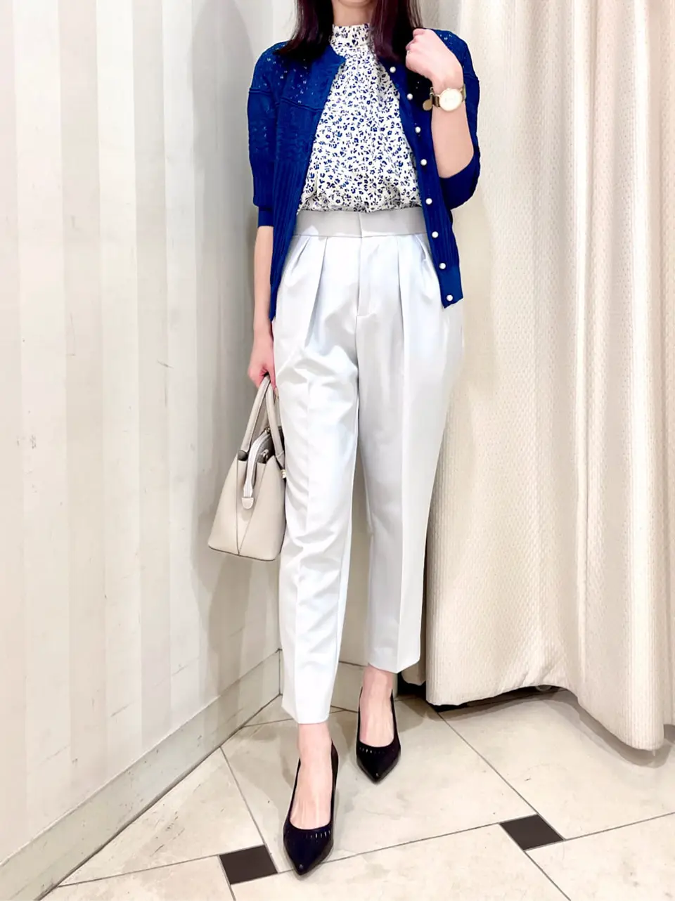 組曲 金井 コーディネート画像