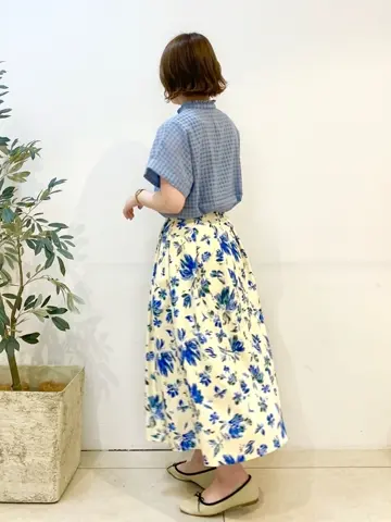 組曲 石井 コーディネート画像