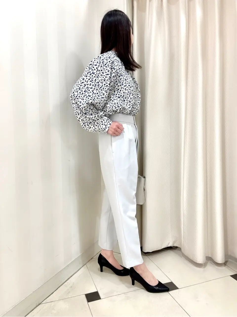 組曲 金井 コーディネート画像