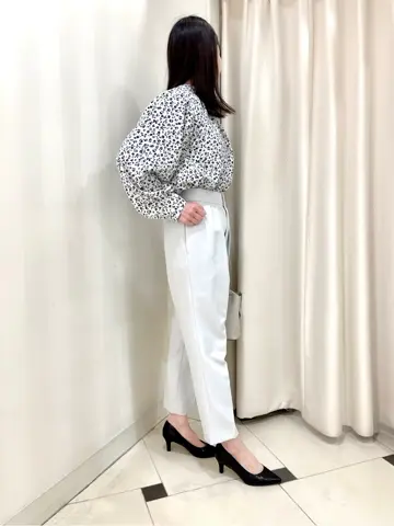 組曲 金井 コーディネート画像