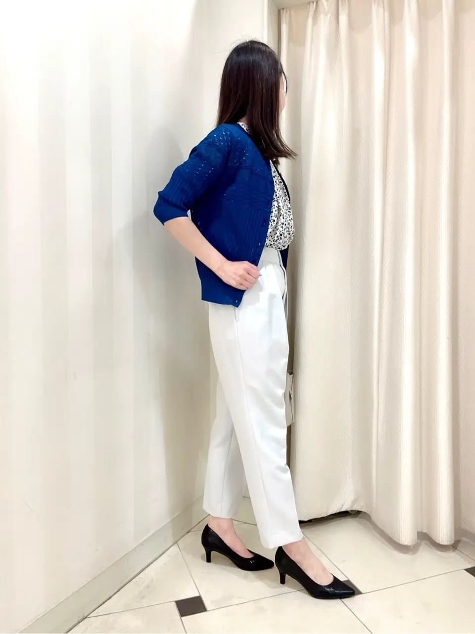 組曲 金井 コーディネート画像