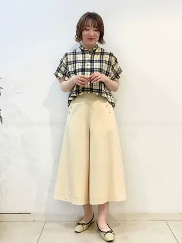 組曲 石井 コーディネート画像