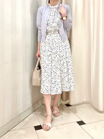 組曲 金井 コーディネート画像