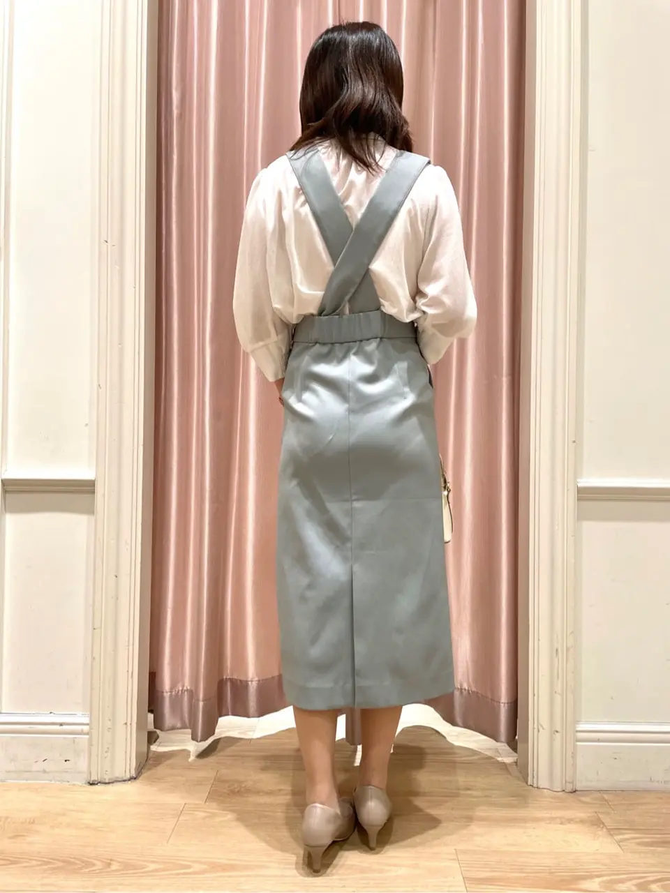 組曲 スタッフ コーディネート画像